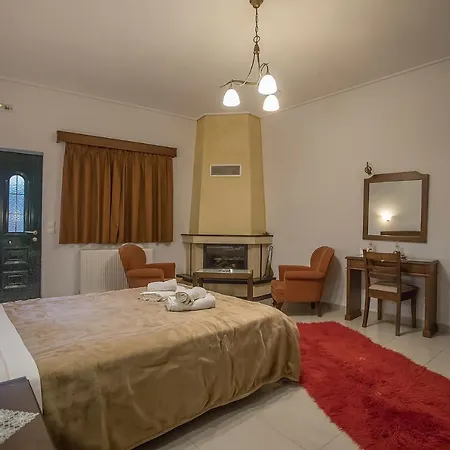 לינה וארוחת בוקר Nefeles נאוכורי