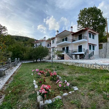 Nefeles Bed & Breakfast 3*