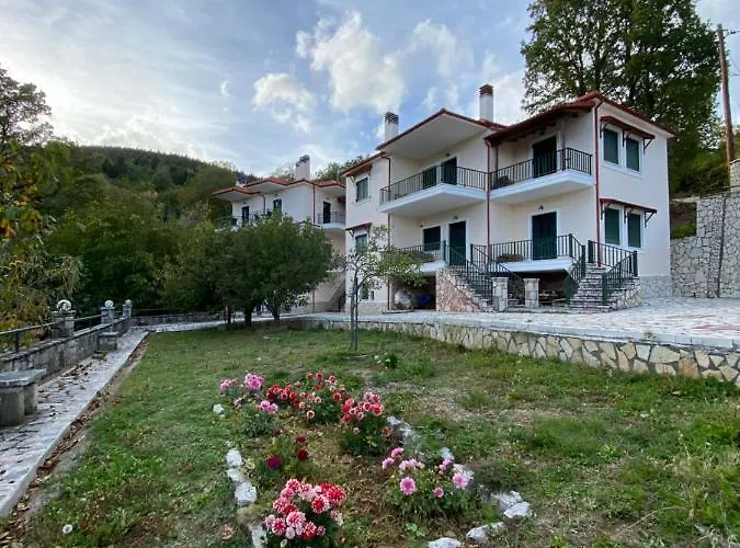 Nefeles Bed & Breakfast 3*